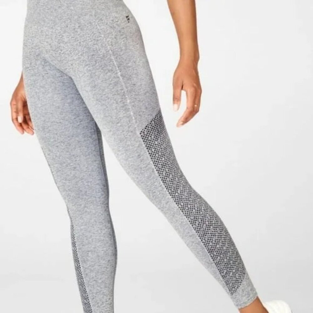 NWT Fabletics Heather Grey Leggings with High-Waisted Compression Fit| Size XL